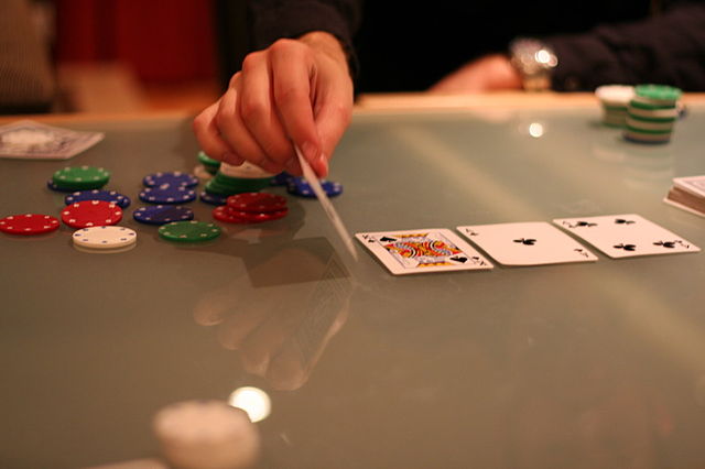 Reasons for playing poker online